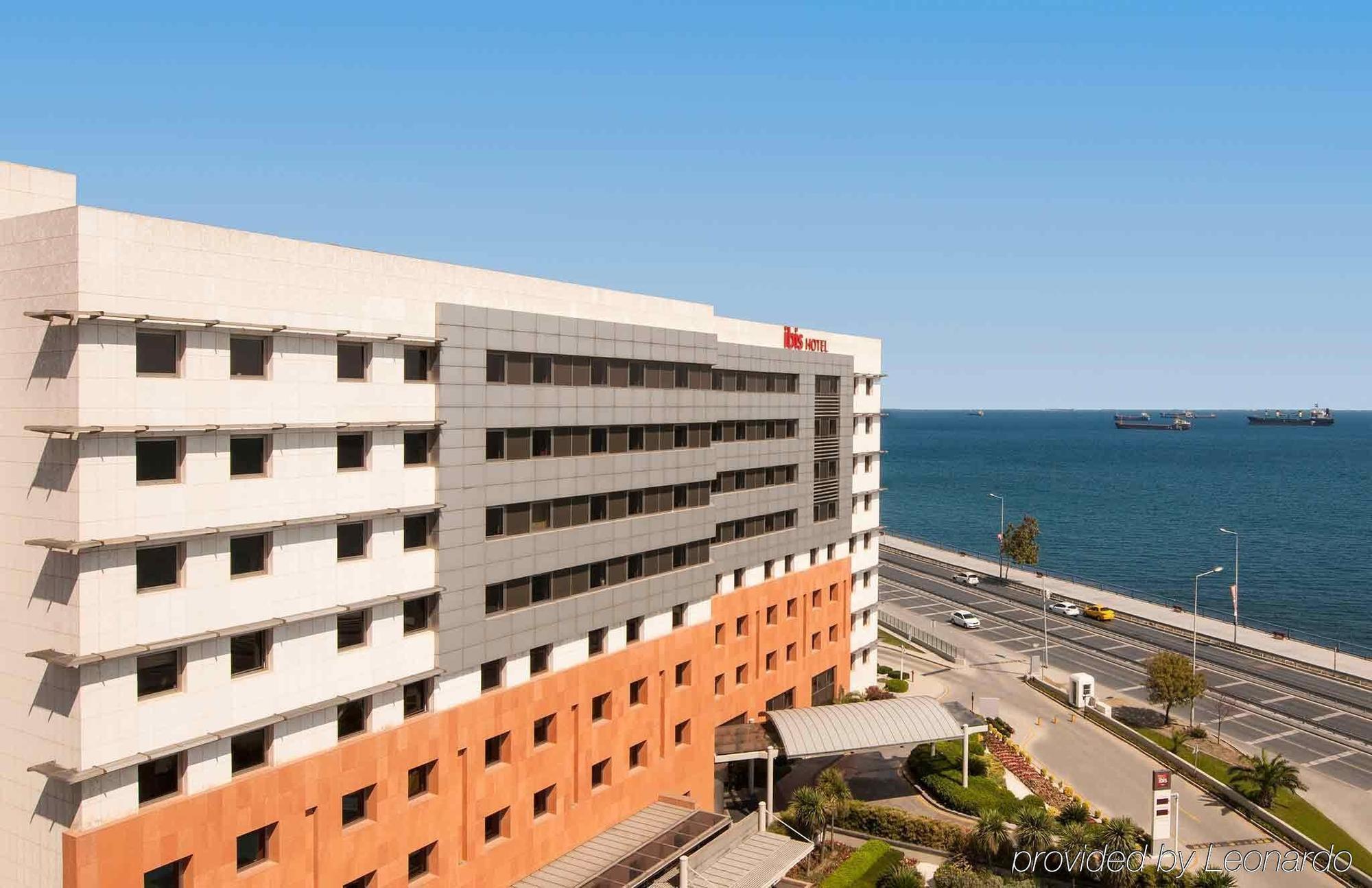 Ibis Zeytinburnu Hotel 3*